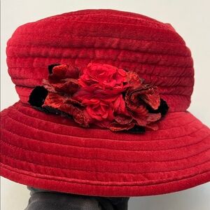 90’s TOUCAN COLLECTION NEW YORK RED VELOUR SILK FLOWER BUCKET HAT
